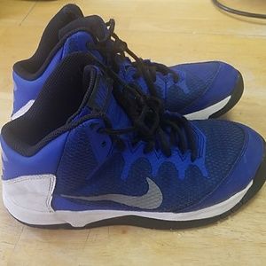 Boys Nike tennis shoes